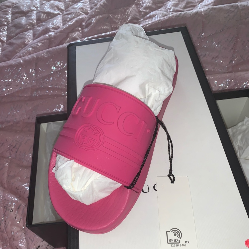 Gucci slides